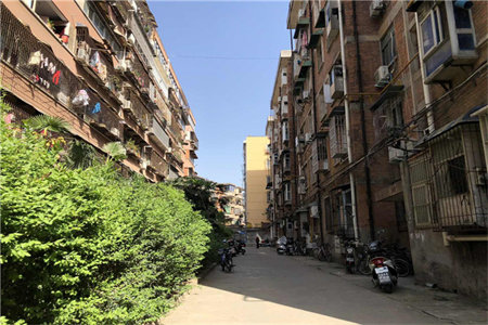 城北华滕腾东区精装3室2厅中间楼层证满五年